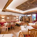 Hotel Tirolerhof