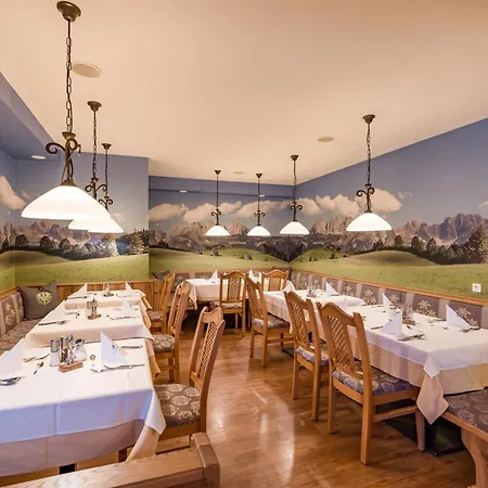 Tirolerhof Hotel Itter