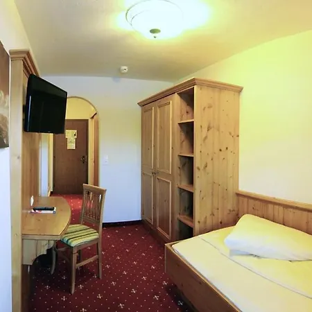 Tirolerhof Szálloda Itter